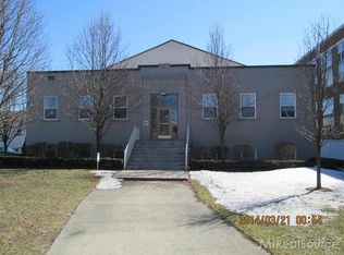 98 Gratiot Ct #9, Mount Clemens, MI 48043