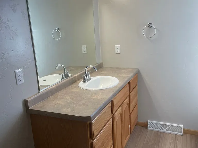 2930 W Glenpark Dr — Photo 8