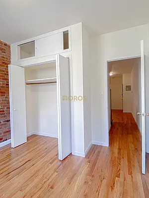 Rented by City Connections Realty | media 8