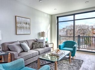 345 Chelsea St APT 3, Boston, MA 02128