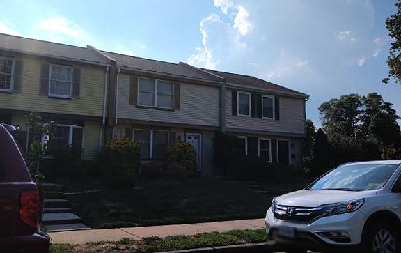 3rd image of 359 James St