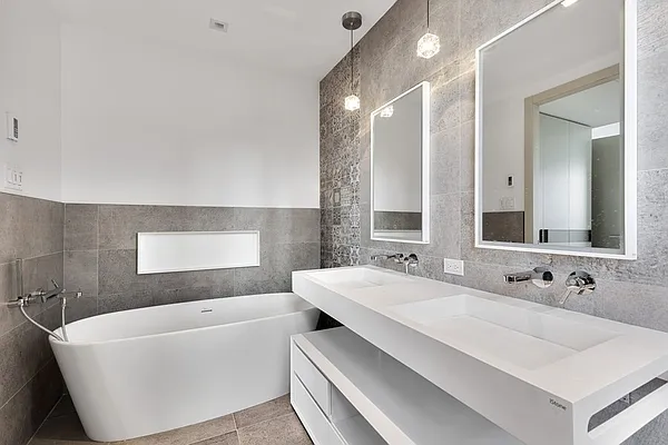 Rented by Corcoran | media 24