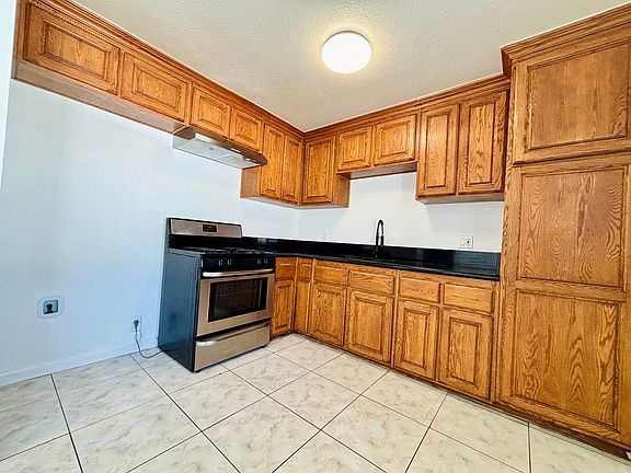 2nd image of 7760 Aspen Ave #A