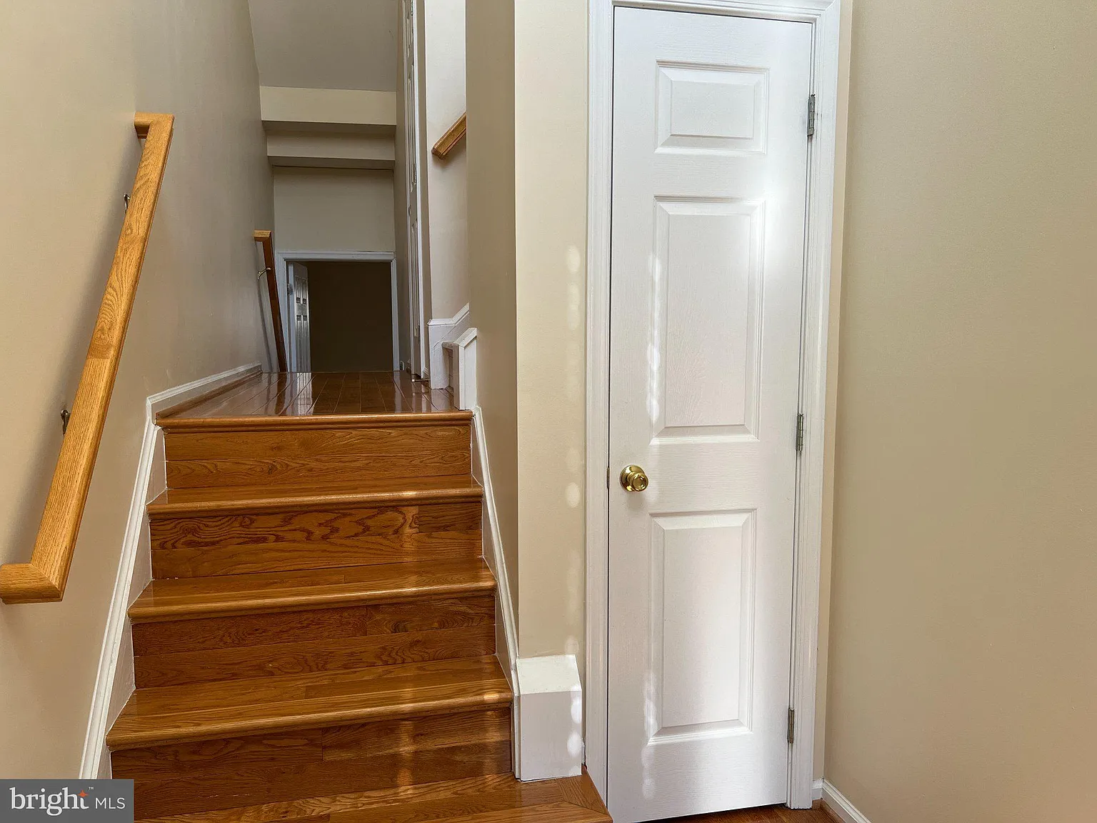 3 bed, 2.5 bath, 2270 sqft, $3,850 — Photo 3