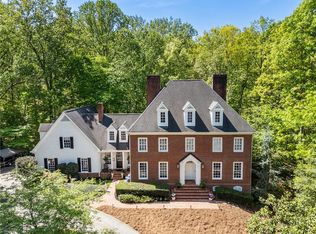 420 Fawn Glen Dr, Roswell, GA 30075