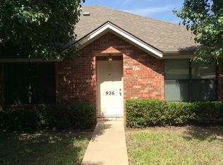 926 Austin Ct, Weatherford, TX 76086