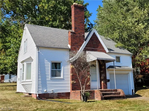 99 N 4th St, Rittman, OH 44270