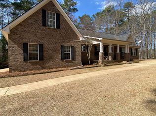 3749 E Fairview Rd SW, Stockbridge, GA 30281