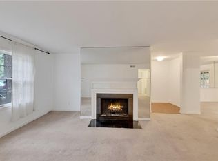 114 Rosaire Pl NW, Atlanta, GA 30327