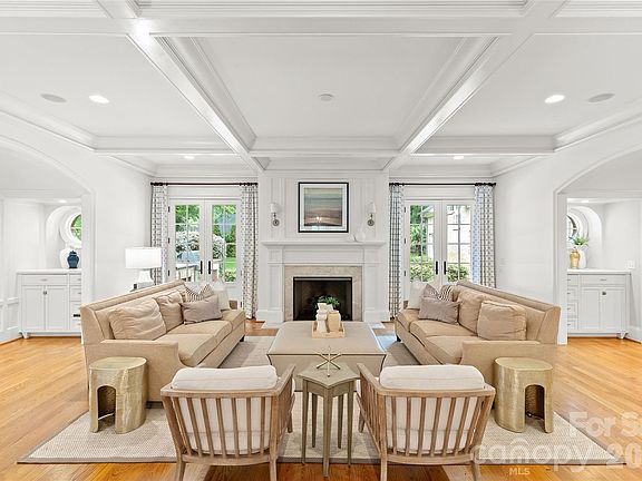 3rd image of 2816 Wheelock Rd