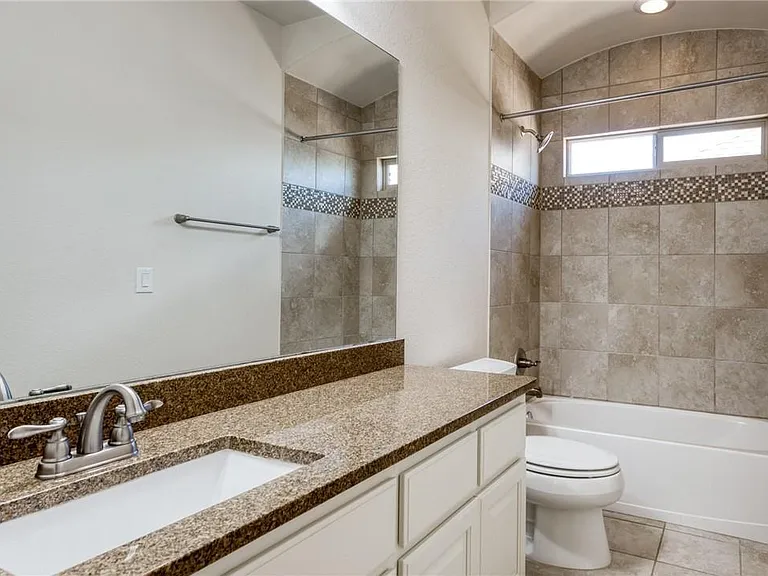 14204 Tyburn Trl — Photo 18