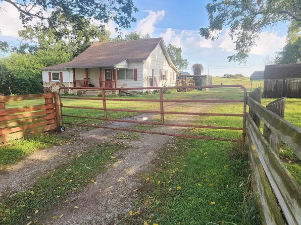 387 County Road 38, Clarkridge, AR 72623