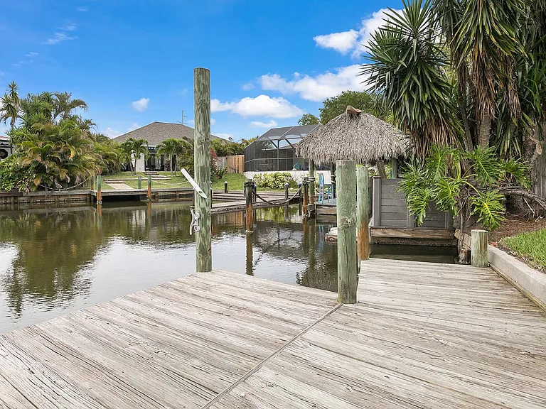 403 Bridgetown Ct — Photo 43