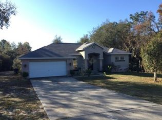 5735 W Nobis Cir, Homosassa, FL 34448