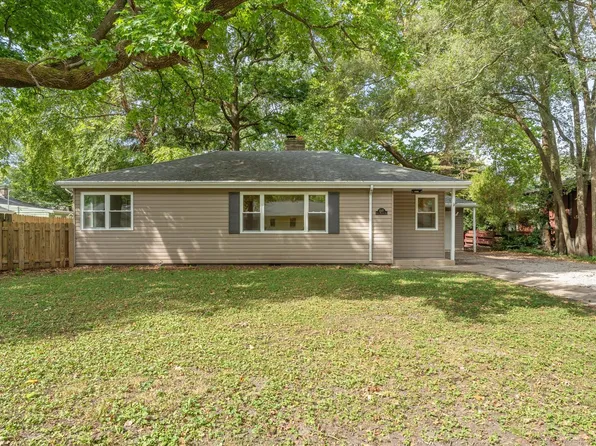 1307 S Western Ave, Champaign, IL 61821