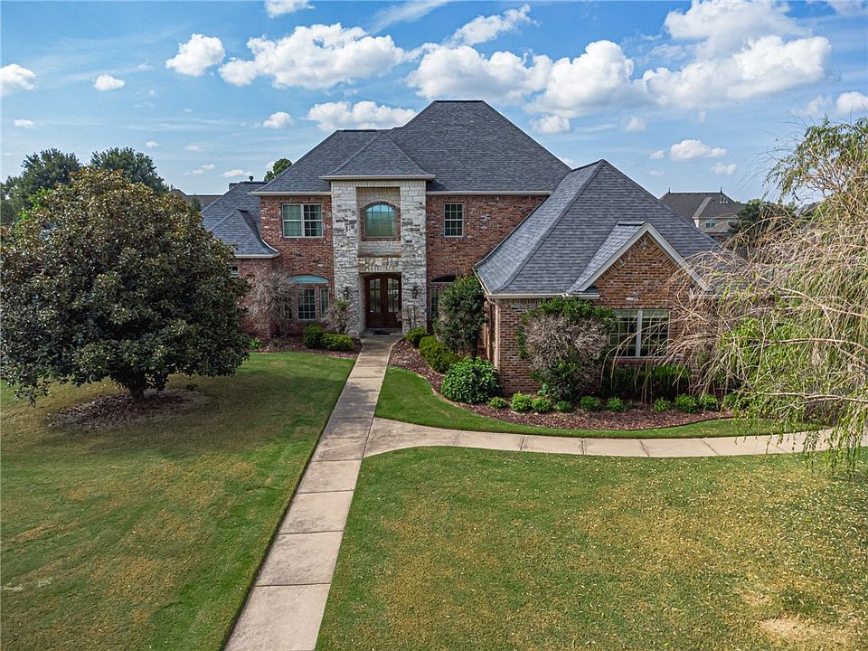 1st image of 355 Barnstone Ln