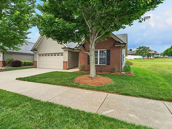 2nd image of 4434 Weatherton Dr