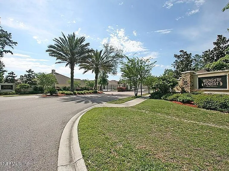 8325 Warlin Dr N — Photo 30