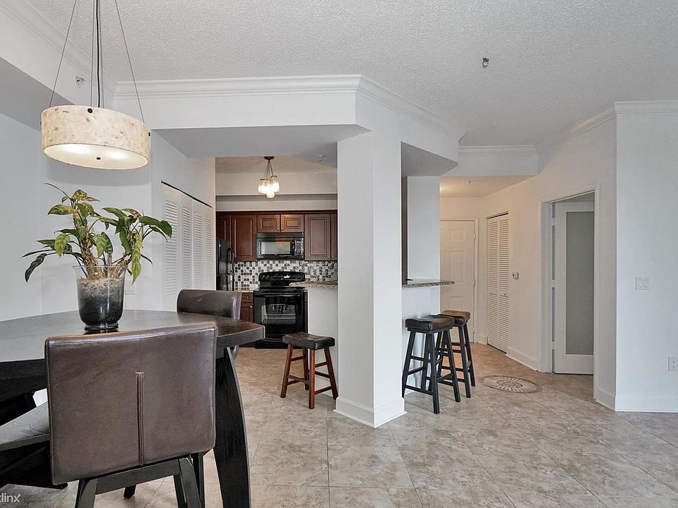 Living:kitchen