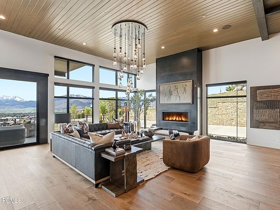5th image of 2069 E Oquirrh Mountain Cir
