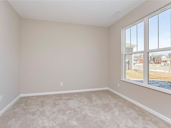 3rd image of 4203 Pecan Dr