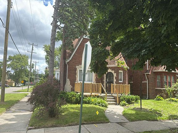 3rd image of 14460 Saint Marys St