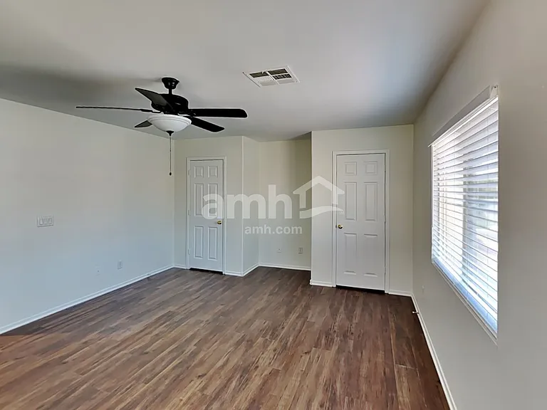 7534 Tuckaway Harbor St — Photo 14
