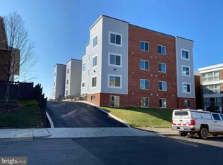 2825 Robinson Pl SE #204, Washington, DC 20020