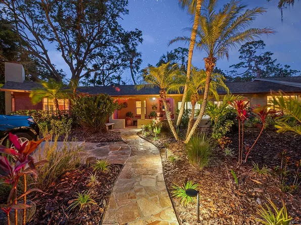 941 Virginia Dr, Sarasota, FL 34234