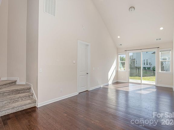 5th image of 5736 Lachlan Hill Ln