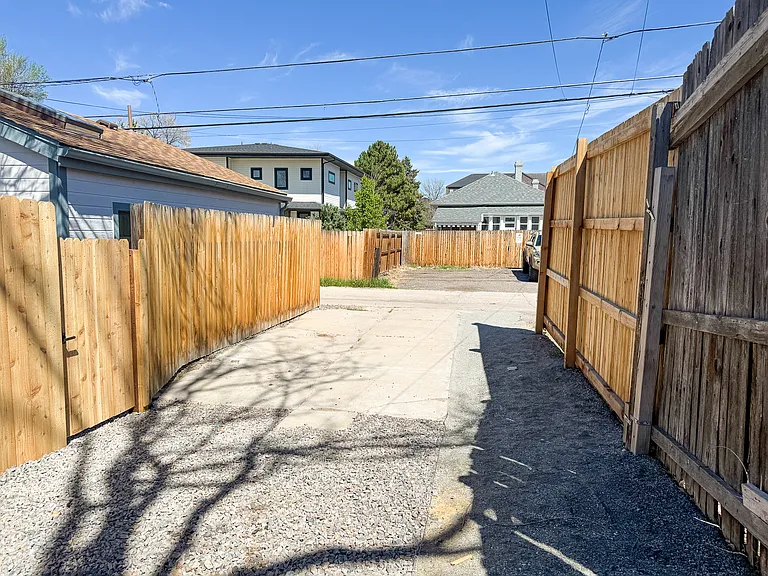 2070 1/2 S Gilpin St — Photo 16