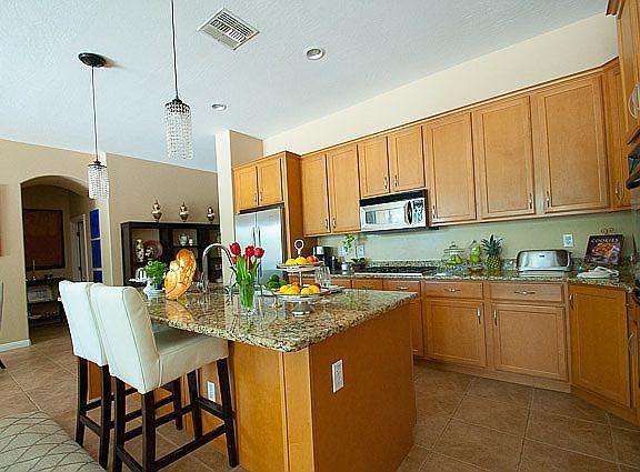 2nd image of 1527 E Glacier Pl