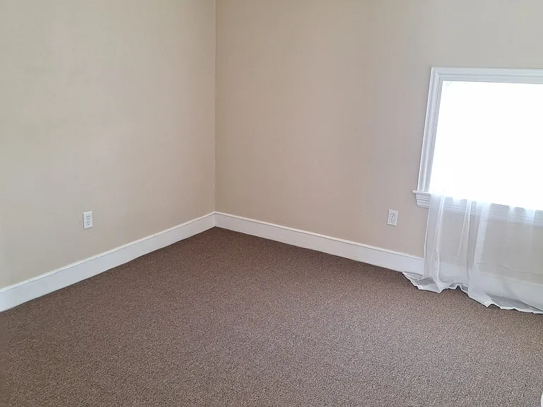 53 Oxford St #3 — Photo 10