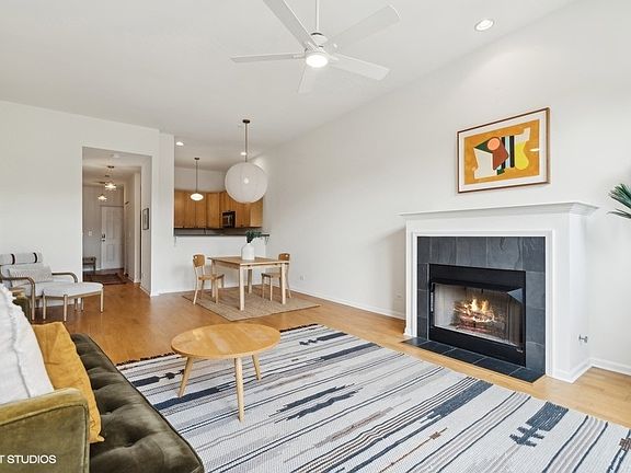 5th image of 5318 N Ravenswood Ave Unit 202