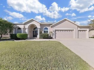 1331 Deerbourne Dr, Zephyrhills, FL 33543