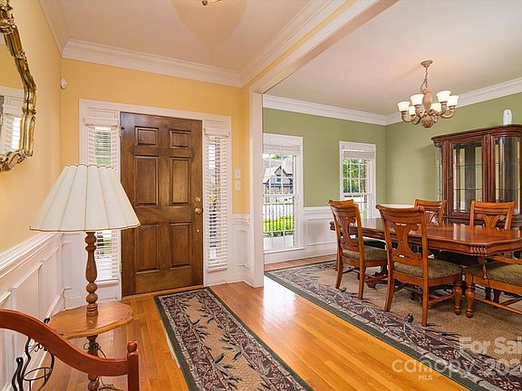 3rd image of 4008 Broadwing Ct