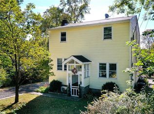 16 Lacona Dr, Patterson, NY 12563