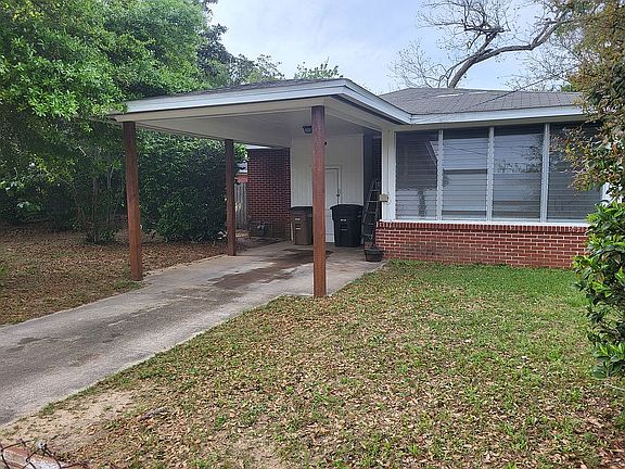 4th image of 2303 N 6th Ave