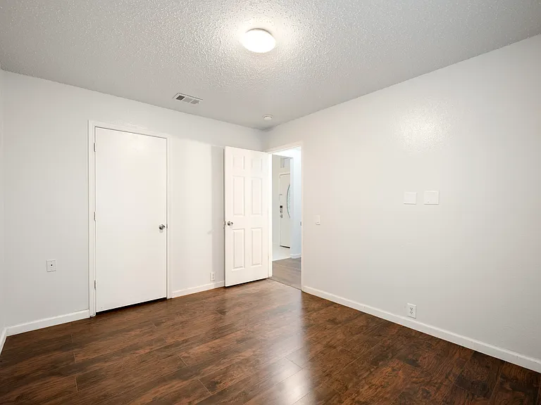 206 Shady Brook Dr — Photo 24