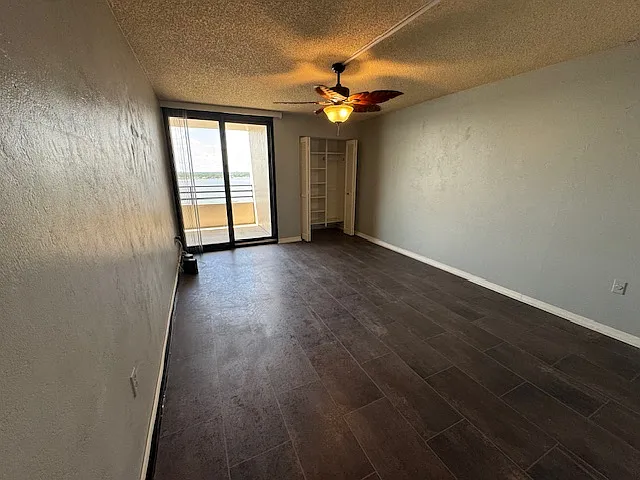 1 Oceans West Blvd #19B2 — Photo 34