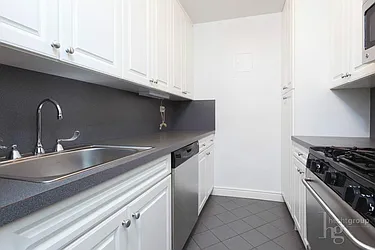 Rented by Hecht Group