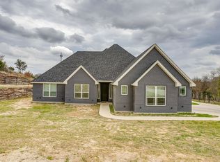 3008 Louie Ln, Springtown, TX 76082