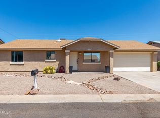 575 S Stardust Ln, Apache Junction, AZ 85120