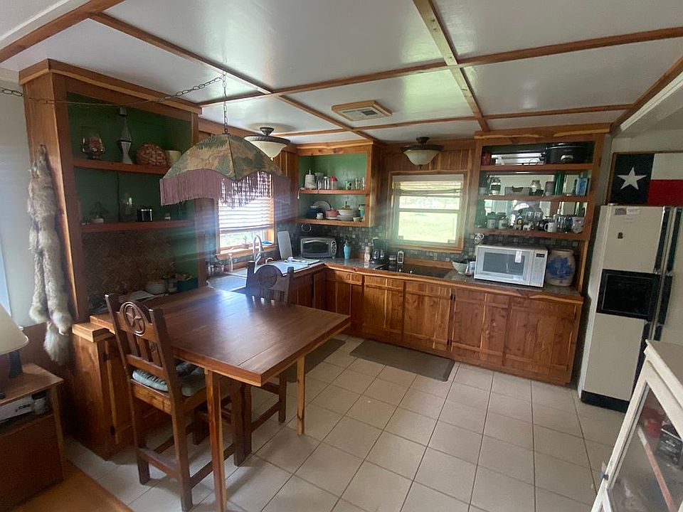 Granite countertops & Cedar 