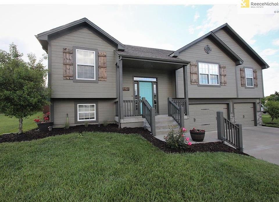 Welcome Home To 1407 Alice Ave in Pleasant Hill MO
