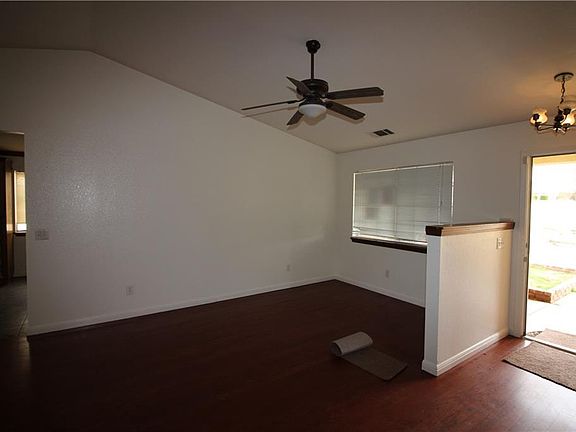 3rd image of 12832 4th Ave