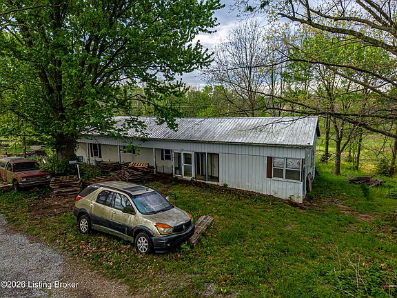 3rd image of 2497 Lagrange Rd
