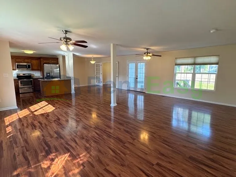 8019 Keene Rd — Photo 3