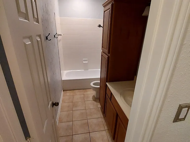 8904 Camfield Way St — Photo 11