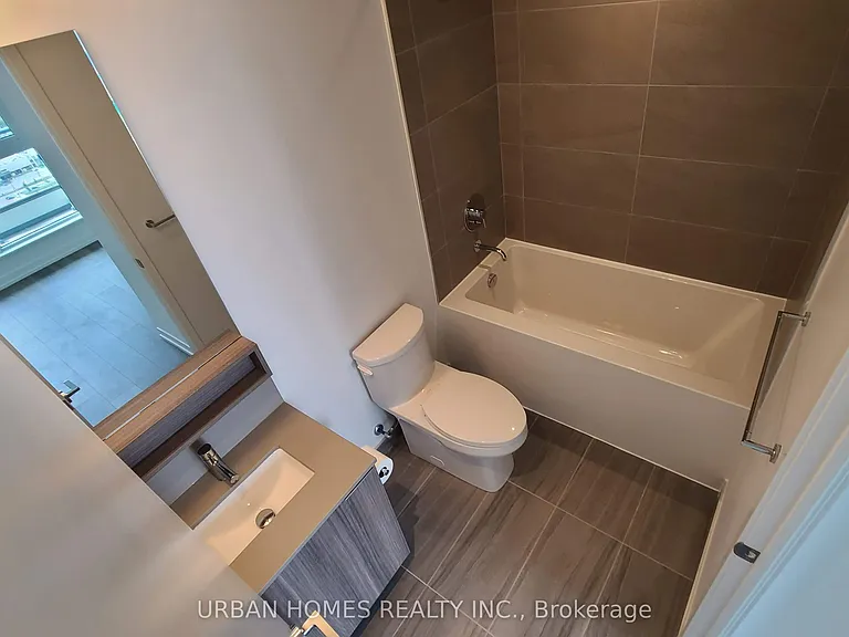 898 Portage Pkwy #4008 — Photo 10